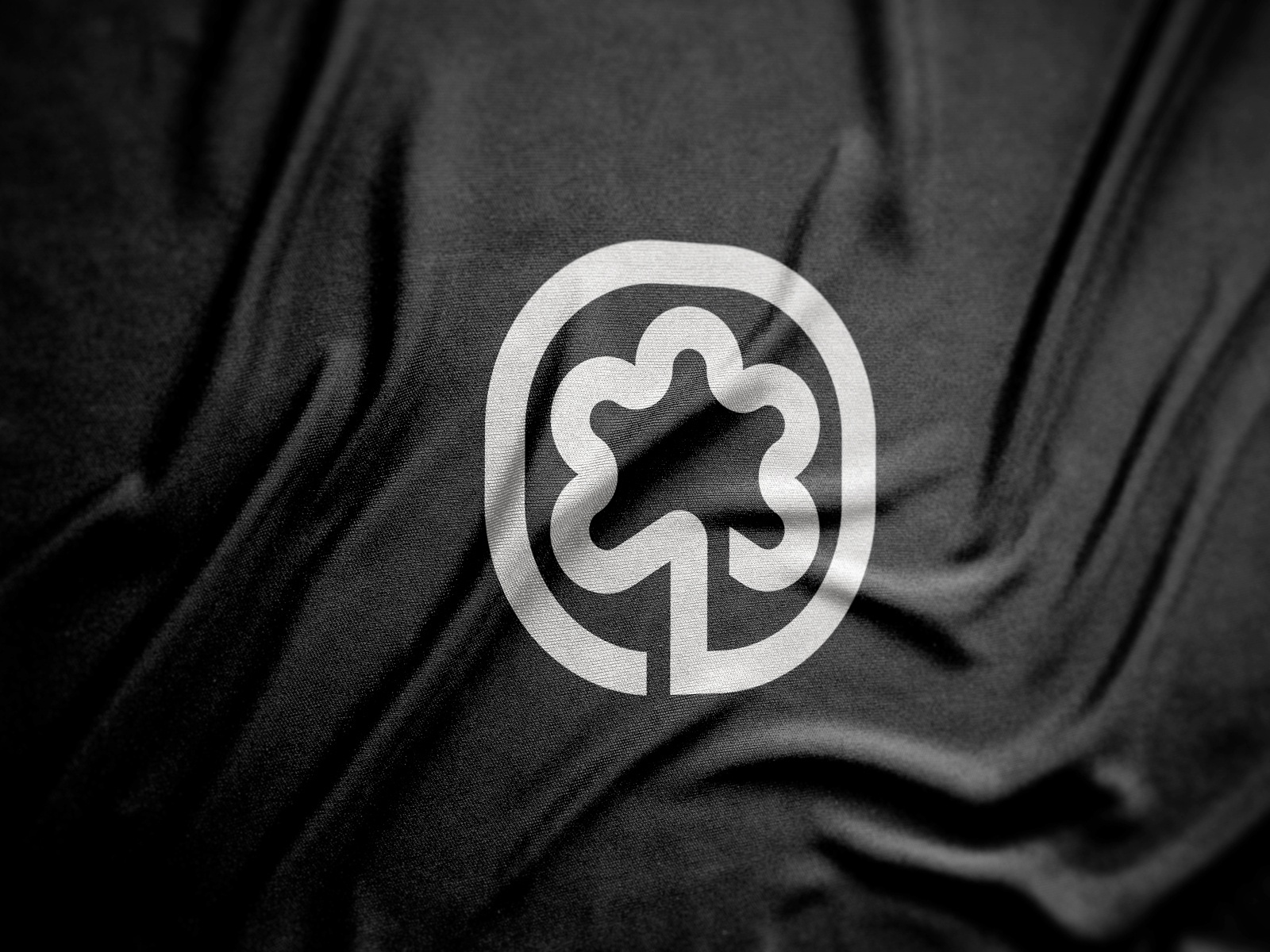 Tree logo brand icon insurance protection tree mark branding logo.jpg