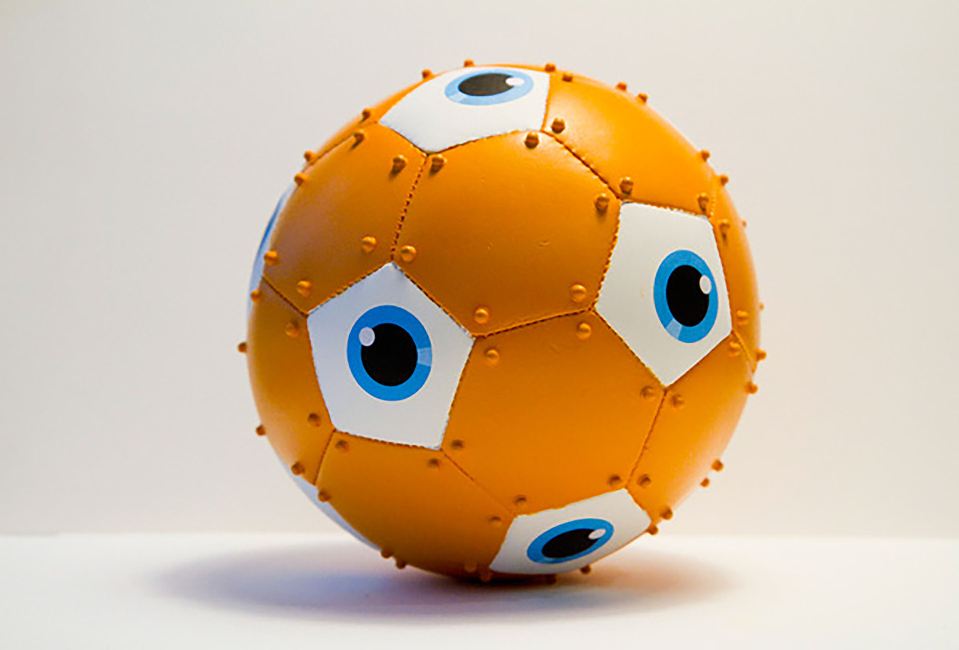 Sketchball  Refbot on Behance (3).jpg