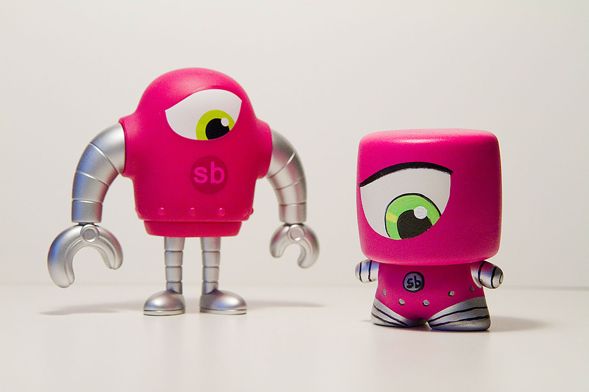 Sketchbot X Marshall Customs on Behance (4).jpg