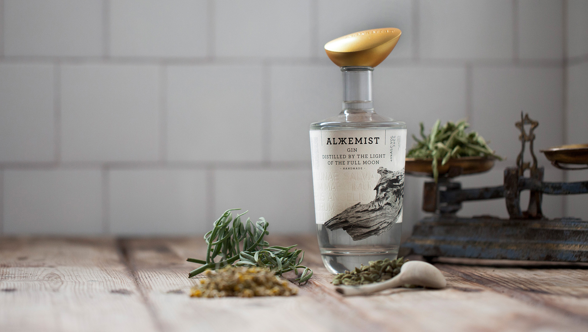 Alkkemist SeriesNemo gin luxury exclusive product bottle design barcelona