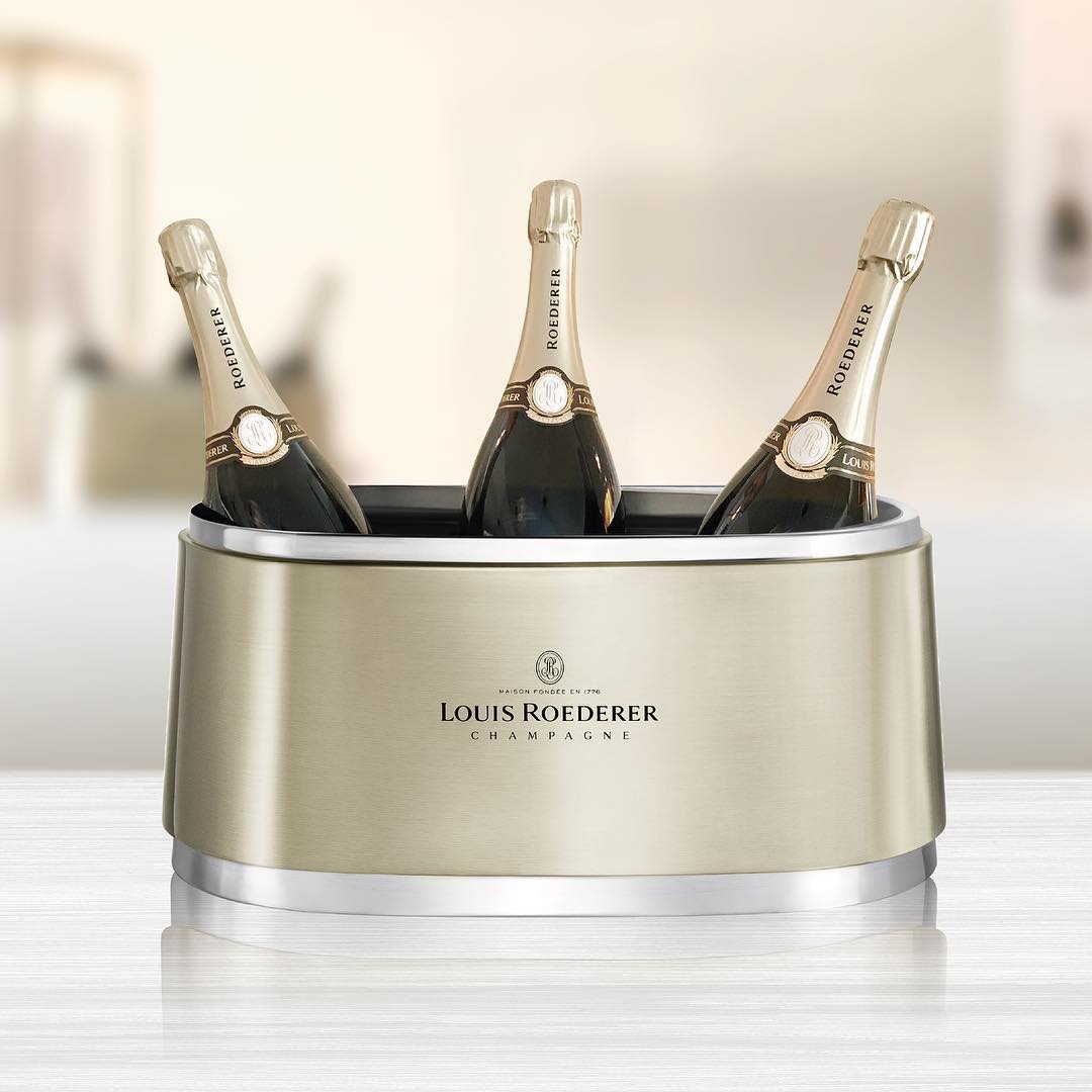 Photo by Partisan du Sens in Partisan du sens with @louisroederer_.