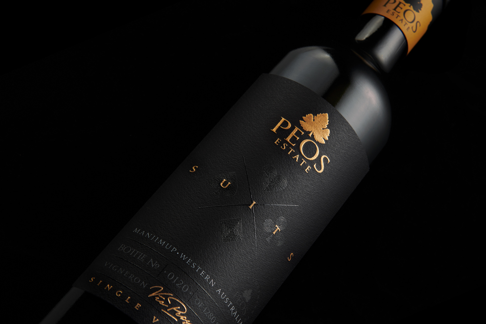 Australia australian design Harcus harcus design harcusdesign label design Packaging packaging design PEOs wine label