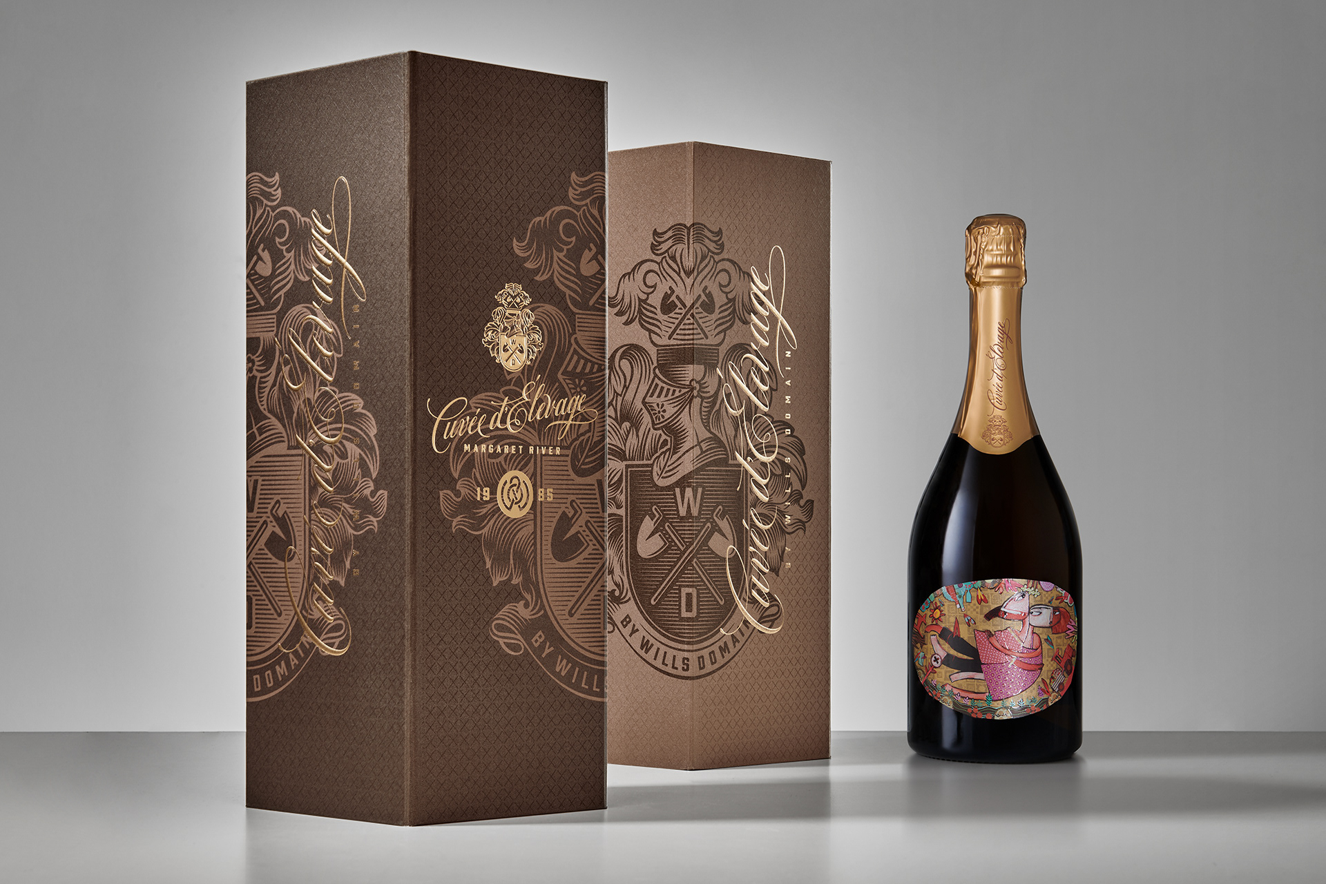 wills domain eightfold sparkling label design wine label harcus design Harcus Packaging australian wine