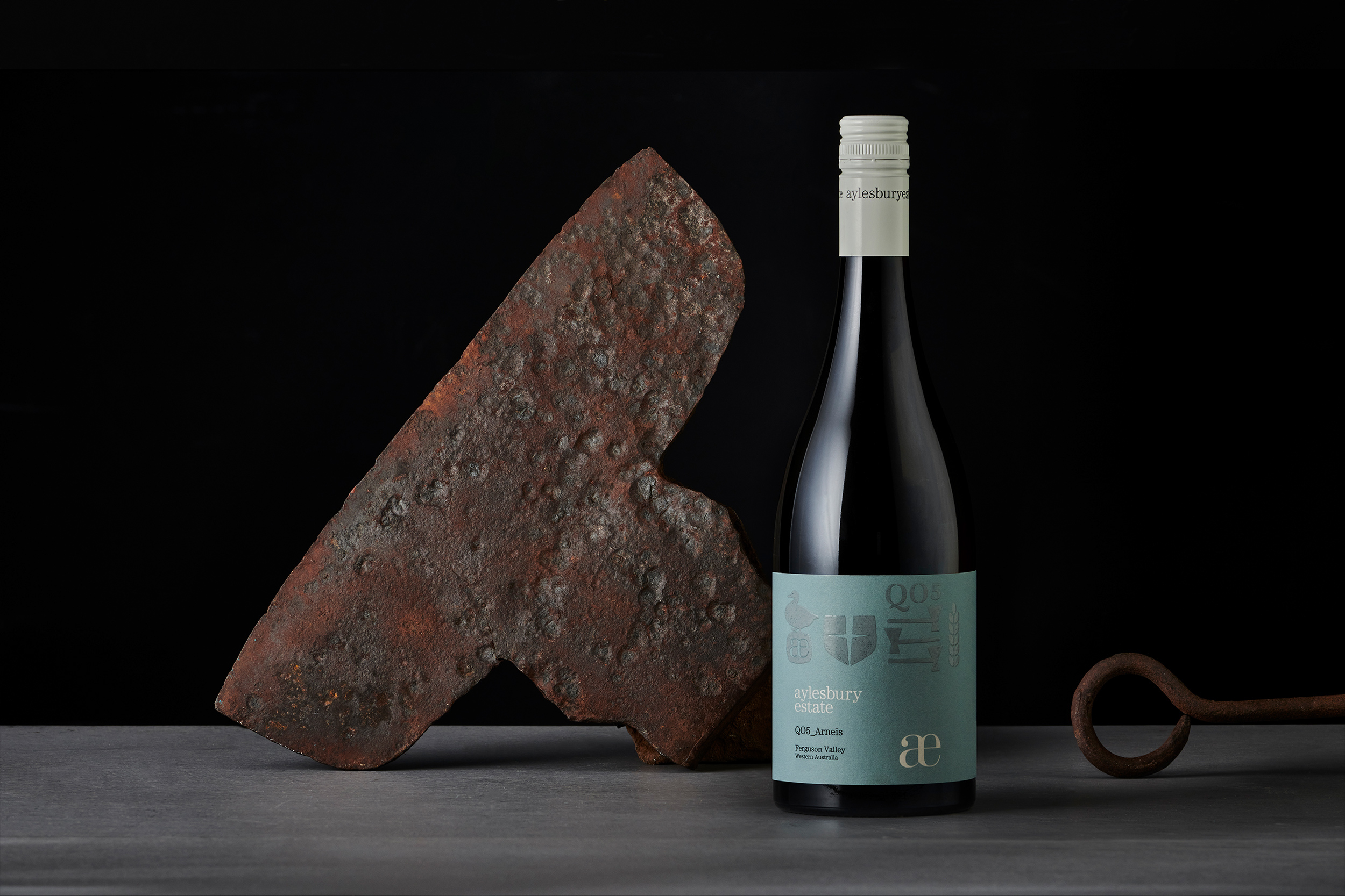 australian design australian wine Harcus harcus design harcusdesign label design Packaging packaging design qo5 wine label