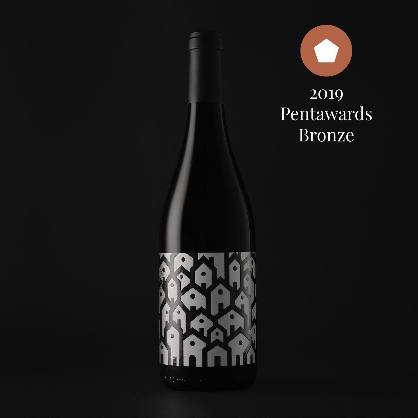 Silver @pentawards for Adaras @mgwinesgroup. Happy is not enough to describe how we feel about! #design #wine #winedesign #pentawards2019