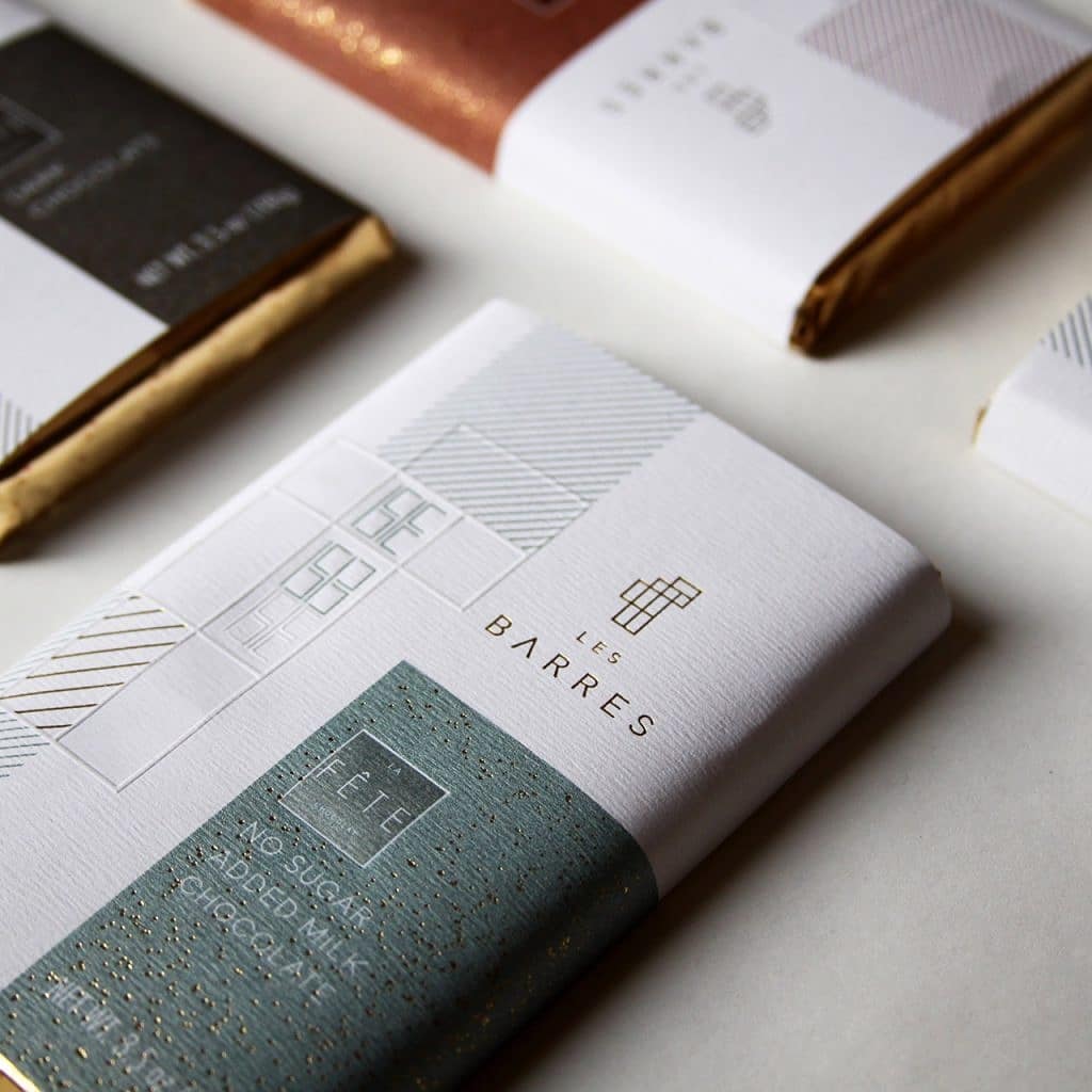 Diseño de Packaging barras para @lafetechocolat recordando uno de nuestros proyectos.\\n-\\n-\\nPackaging Design barras for @lafetechocolat remembering one of our projects.\\n-\\n-\\n-\\n-\\n-\\n-\\n-\\n-\\n-\\n-\\n-\\n-\\n-\\n-\\n-\\n#socialmedia #instagram  #design #publicidad  #diseñoweb #marketingdigital #jvdestudio #brandinginspiration #brandingdesign #brandingidentity #labeldesign #chile #wine #creative\\t\\n#illustration