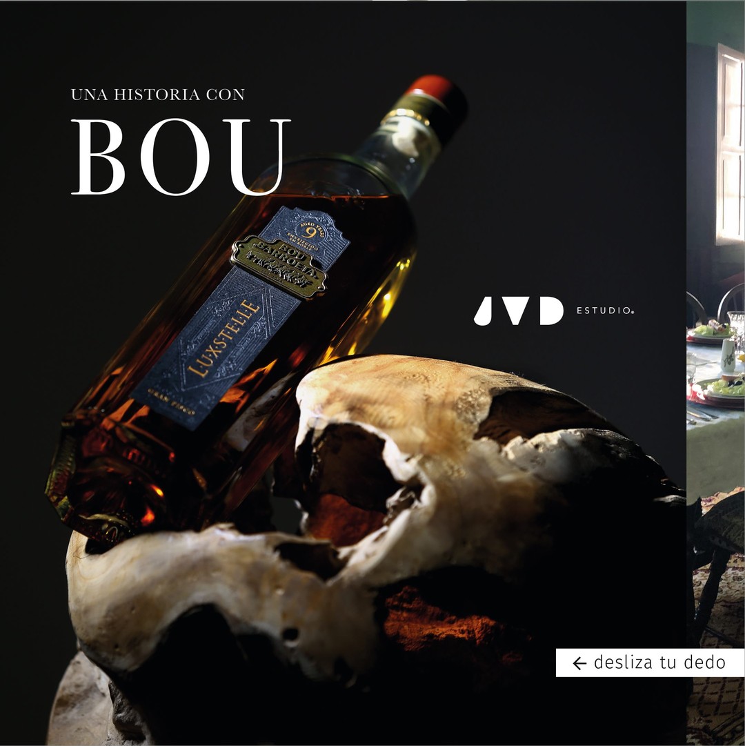 Para llegar a la nueva imagen de Bou Barroeta tuvimos un largo proceso creativo en conjunto con nuestro cliente, en el que buscamos  reflejo de un producto de calidad y de años de tradición inigualable. Desde el diseño quisimos hablar un lenguaje de destilados de alta gama con una composición estilo whisky, cada detalle busca resaltar el nombre de cada pisco, su denominación de origen y años de guarda. \\nApostamos por un formato vertical con el fin de destacar el interior tan característico de lo