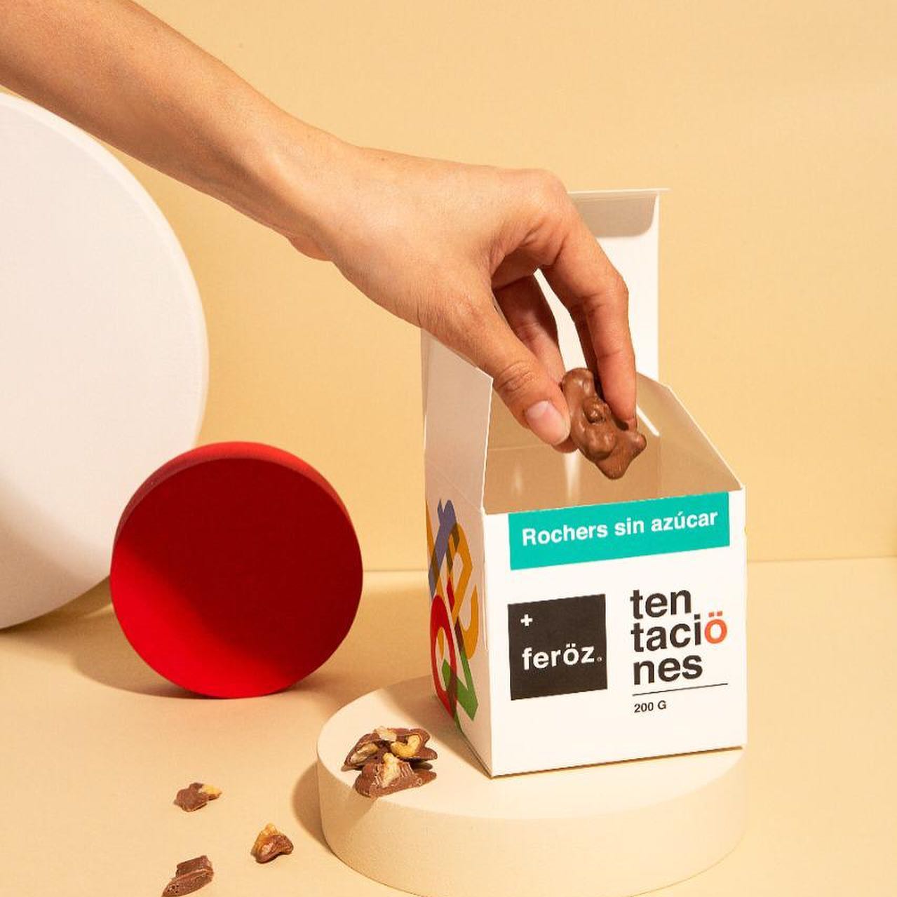 Para las tentaciones de @ferozchocolates nos inspiramos en el estilo suizo, buscamos en sus raices plasmando su esencia en nuestra propuesta. Quisimos dar una mirada original y que al mismo tiempo nos conecte con nuestra herencia.\\n\\n