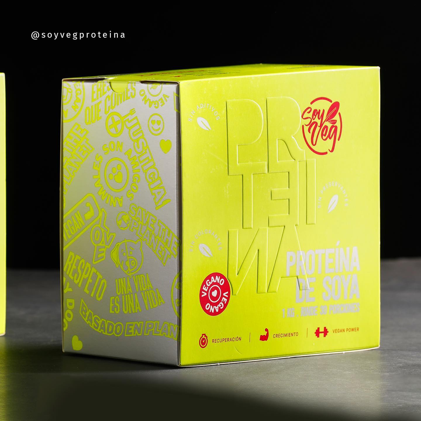 Photo by Food & Beverage Brand Packaging on September 27, 2021.