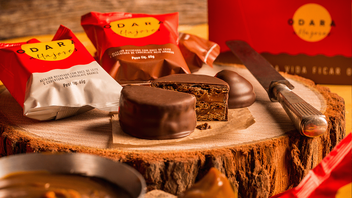 Packaging alfajor chocolate beach Sun boxes craft cookies Food  minimal Adobe Portfolio