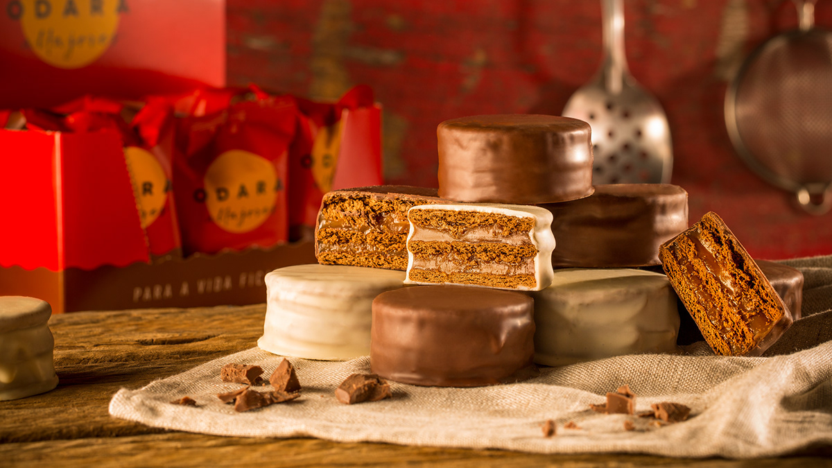 Packaging alfajor chocolate beach Sun boxes craft cookies Food  minimal Adobe Portfolio