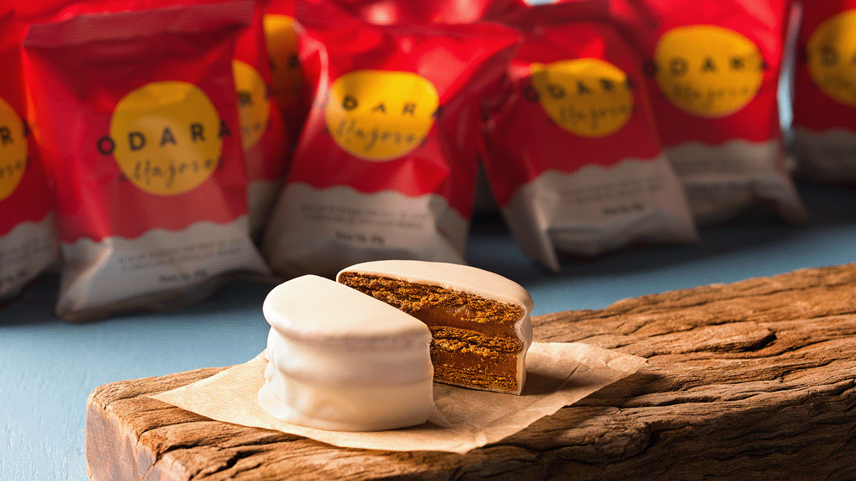 Packaging alfajor chocolate beach Sun boxes craft cookies Food  minimal Adobe Portfolio
