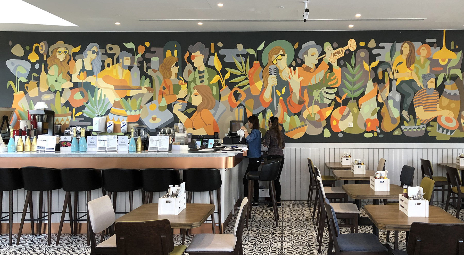 branding  Mural painting   wall painting Graffiti dubai art dubai shah (2).jpg