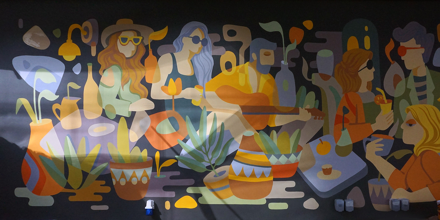 branding  Mural painting   wall painting Graffiti dubai art dubai shah.jpg